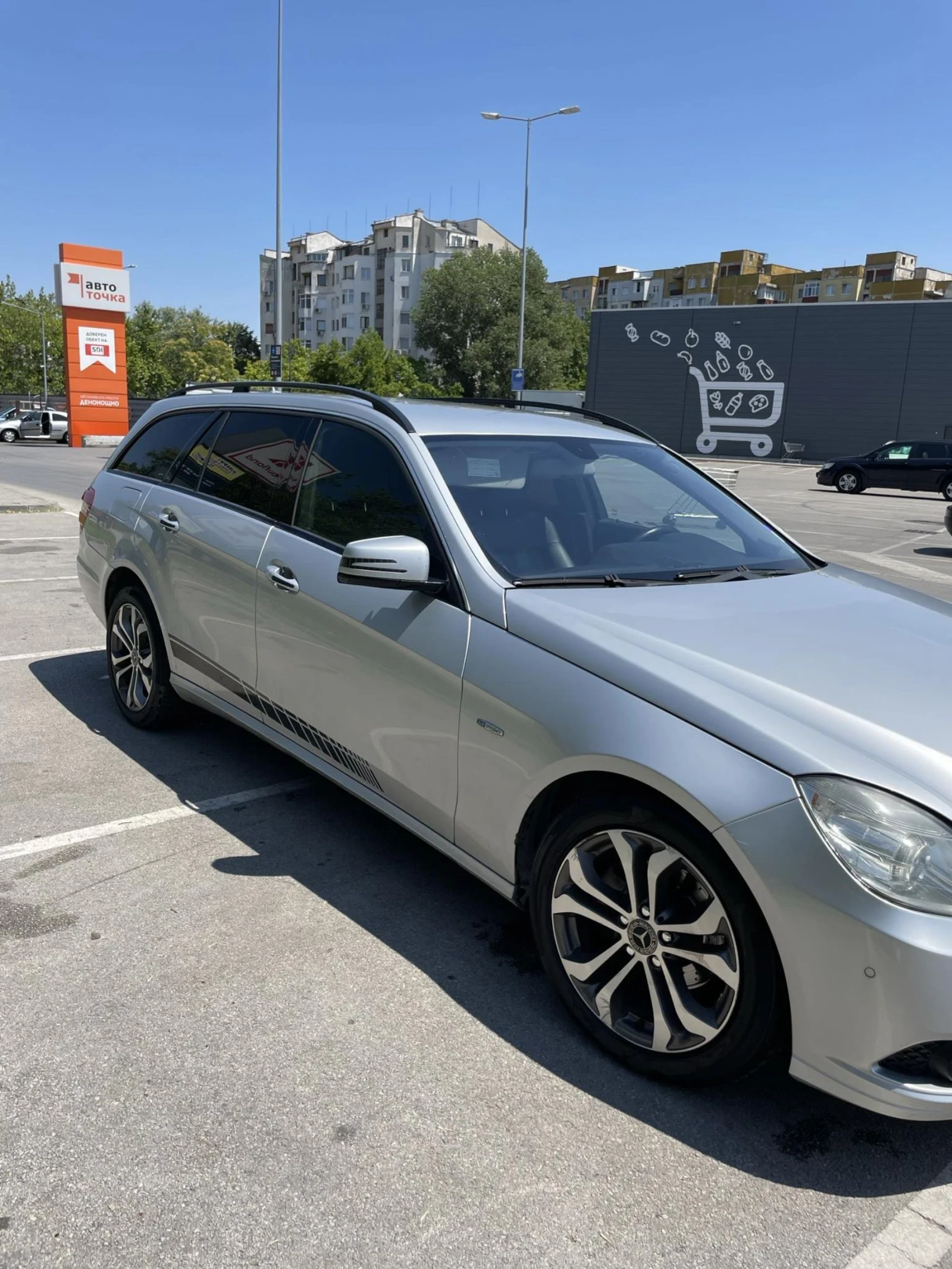 Mercedes-Benz E 200  - изображение 3