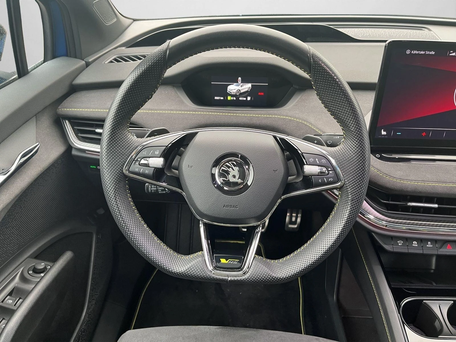 Skoda Enyaq iV RS COUPE CANTON CARBON MATRIX HEAD UP PANO  - изображение 9