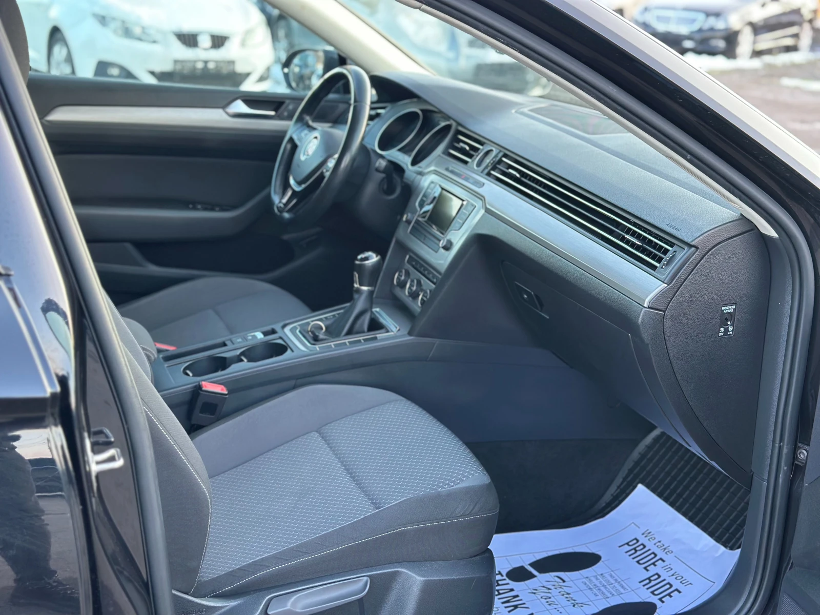 VW Passat 1.6TDi HighLine | Mobile.bg � ����������� 12