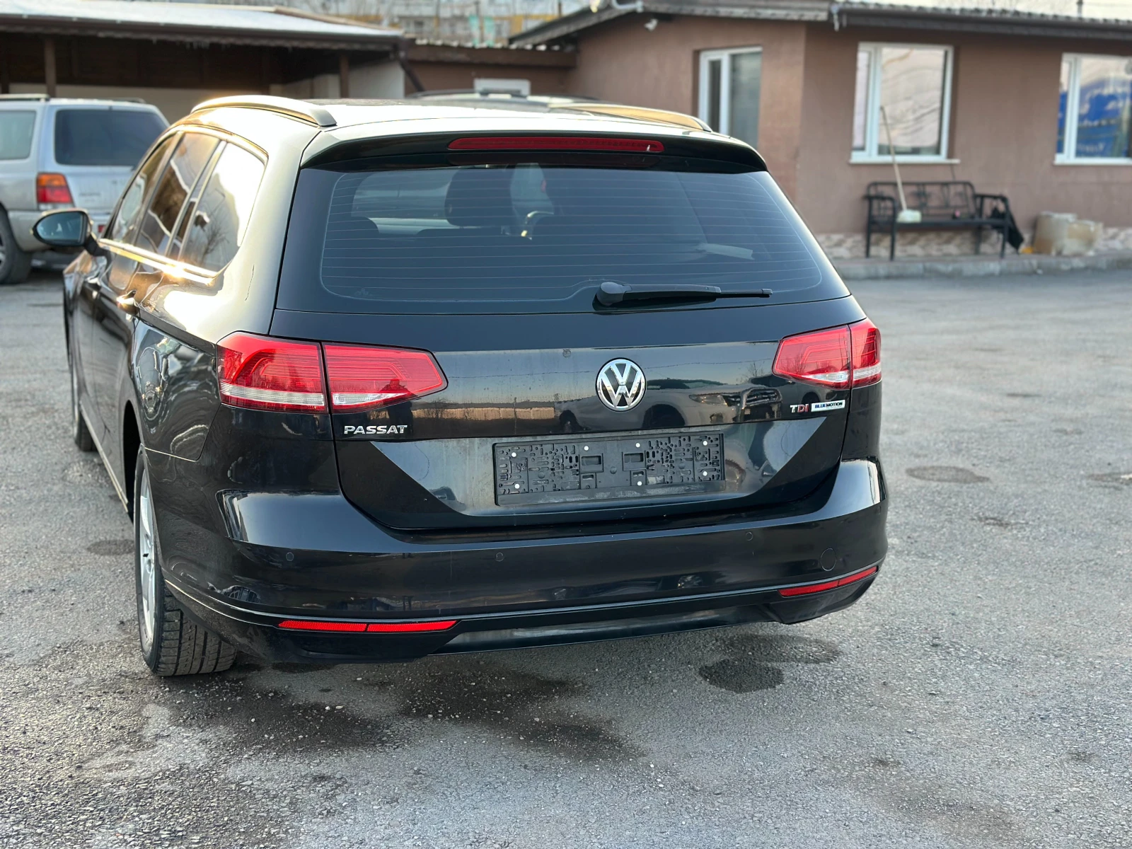 VW Passat 1.6TDi HighLine - изображение 6