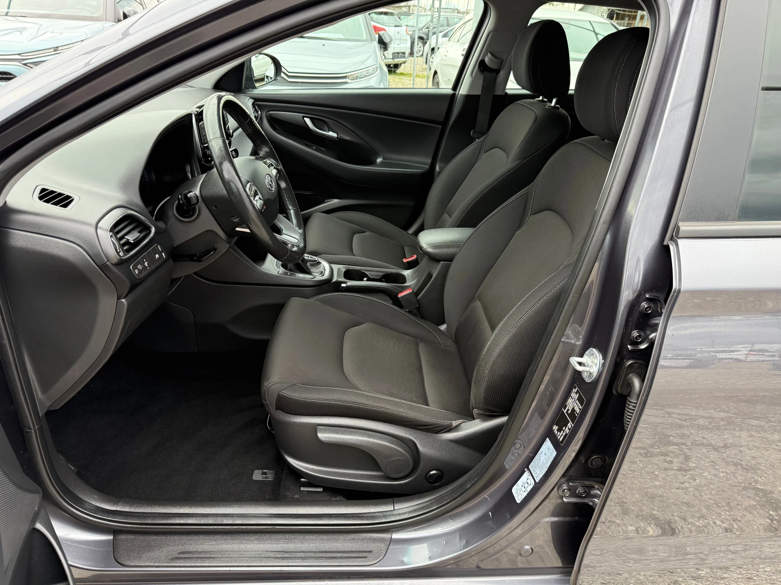 Hyundai I30 1.4 i - изображение 7