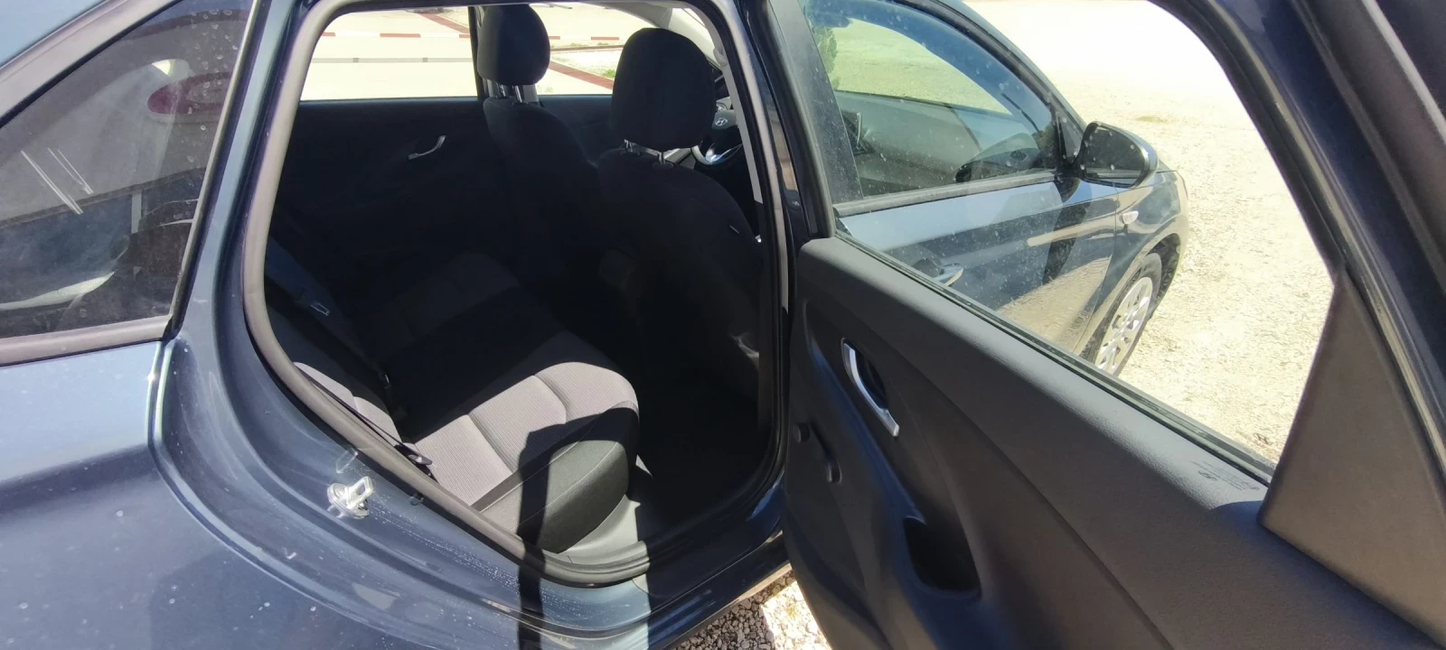 Hyundai I30 1.5i Benzin 2024 г. 6 скорости Гаранция , снимка 17 - Автомобили и джипове - 53732191