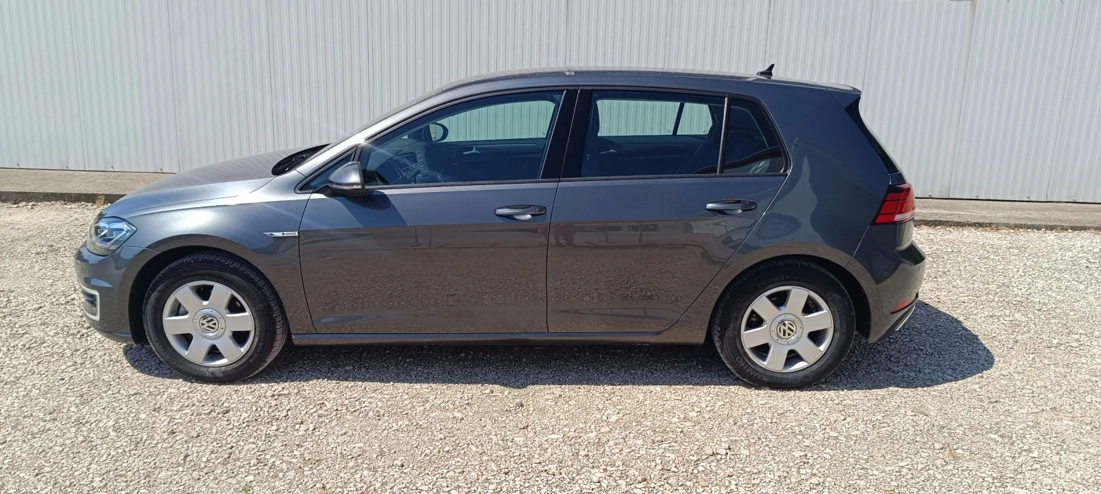 VW Golf Electric 36.8 KW CCS 2020 г., снимка 7 - Автомобили и джипове - 53732191