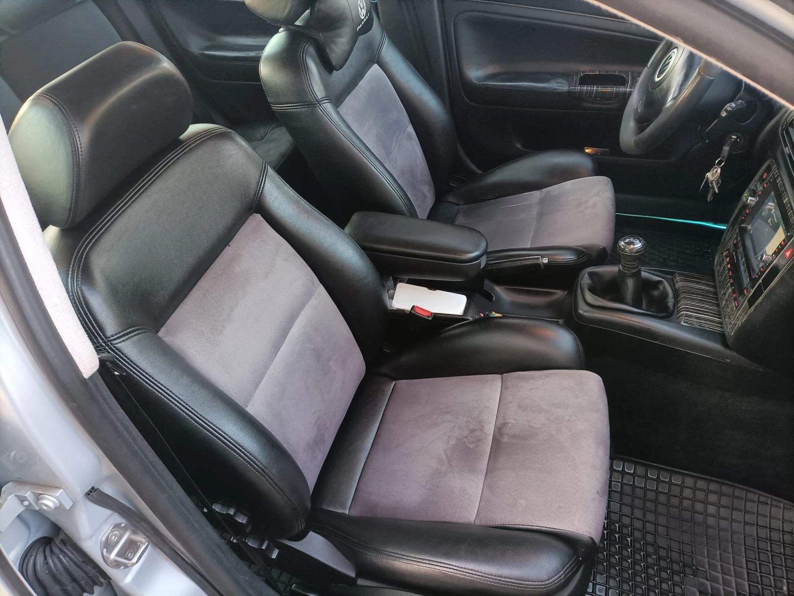 VW Passat 1.8T 200HP, снимка 12 - Автомобили и джипове - 53821124