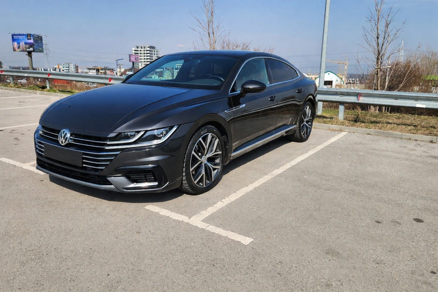 VW Arteon R-Line, ACC, Camera