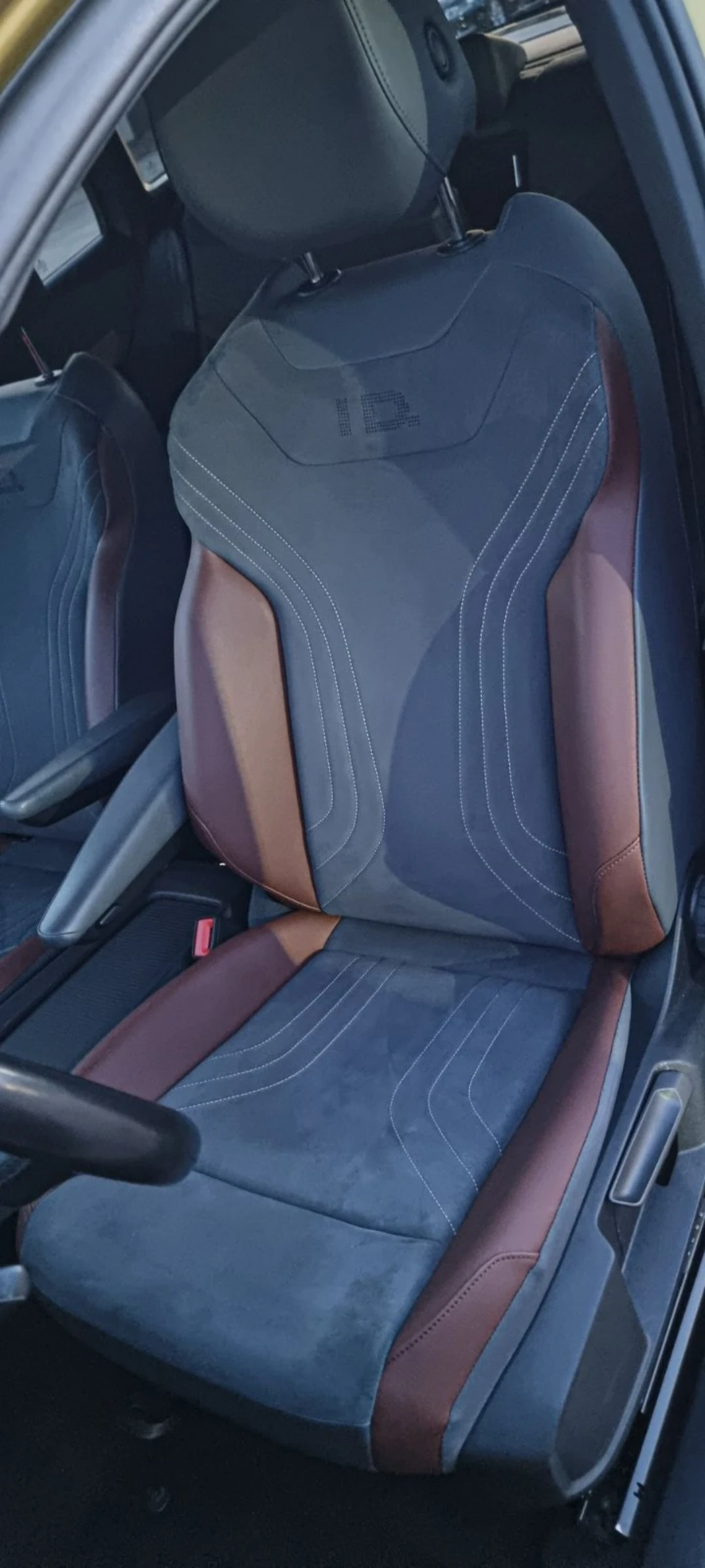 VW ID.4 82kw First pro, снимка 10 - Автомобили и джипове - 54061709