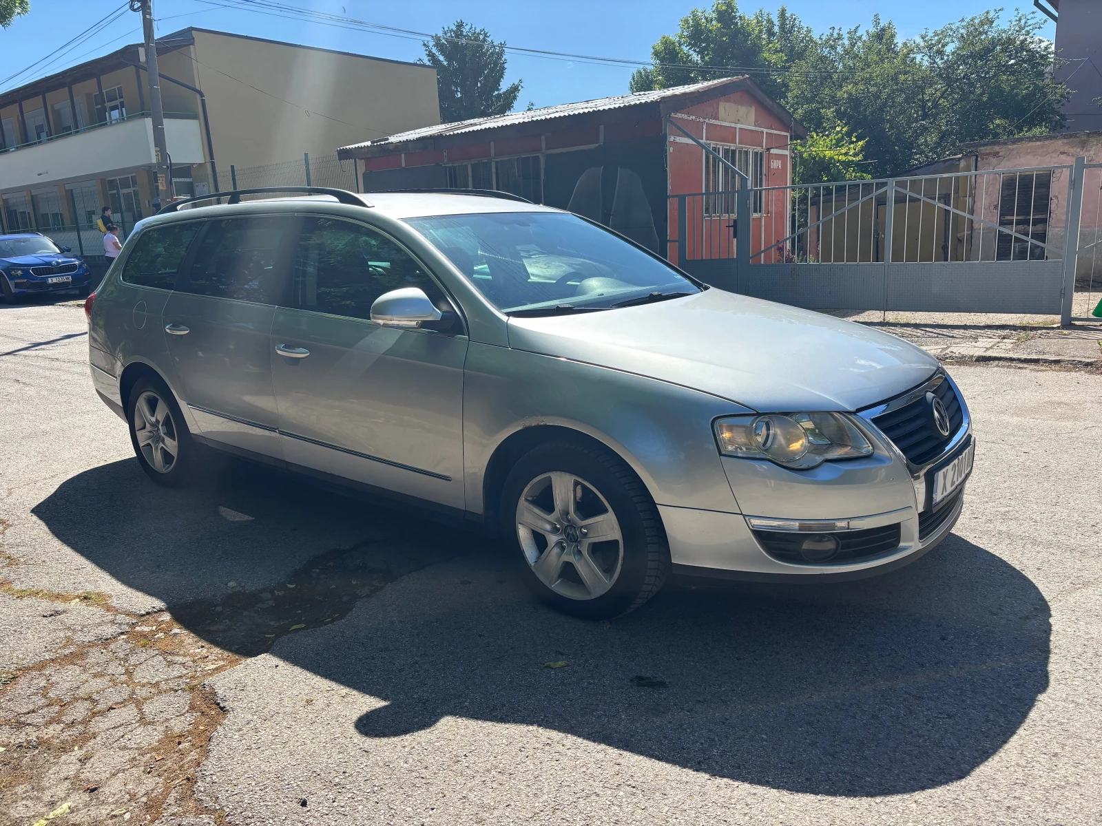 VW Passat 2.0 TDI, снимка 2 - Автомобили и джипове - 54715691