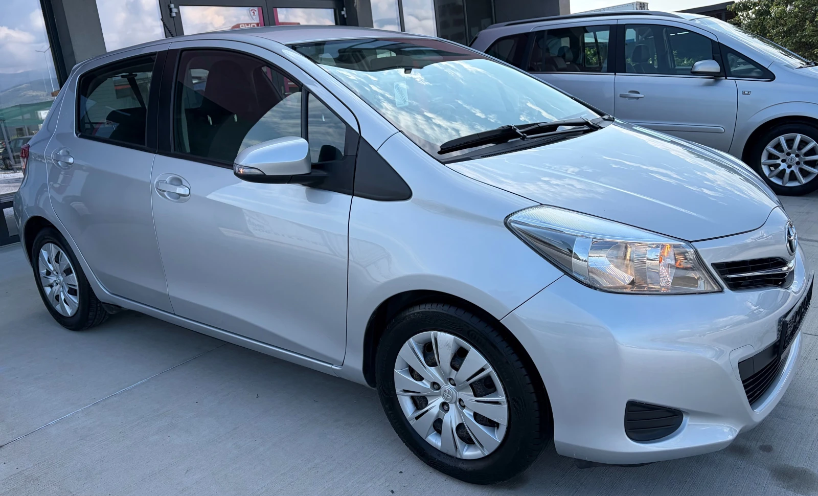 Toyota Yaris 1.4 D-4D , снимка 3 - Автомобили и джипове - 54831720