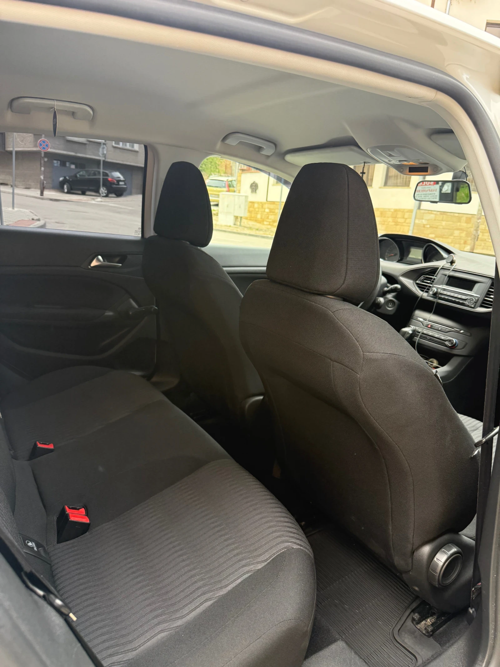 Peugeot 308, снимка 7 - Автомобили и джипове - 54881710