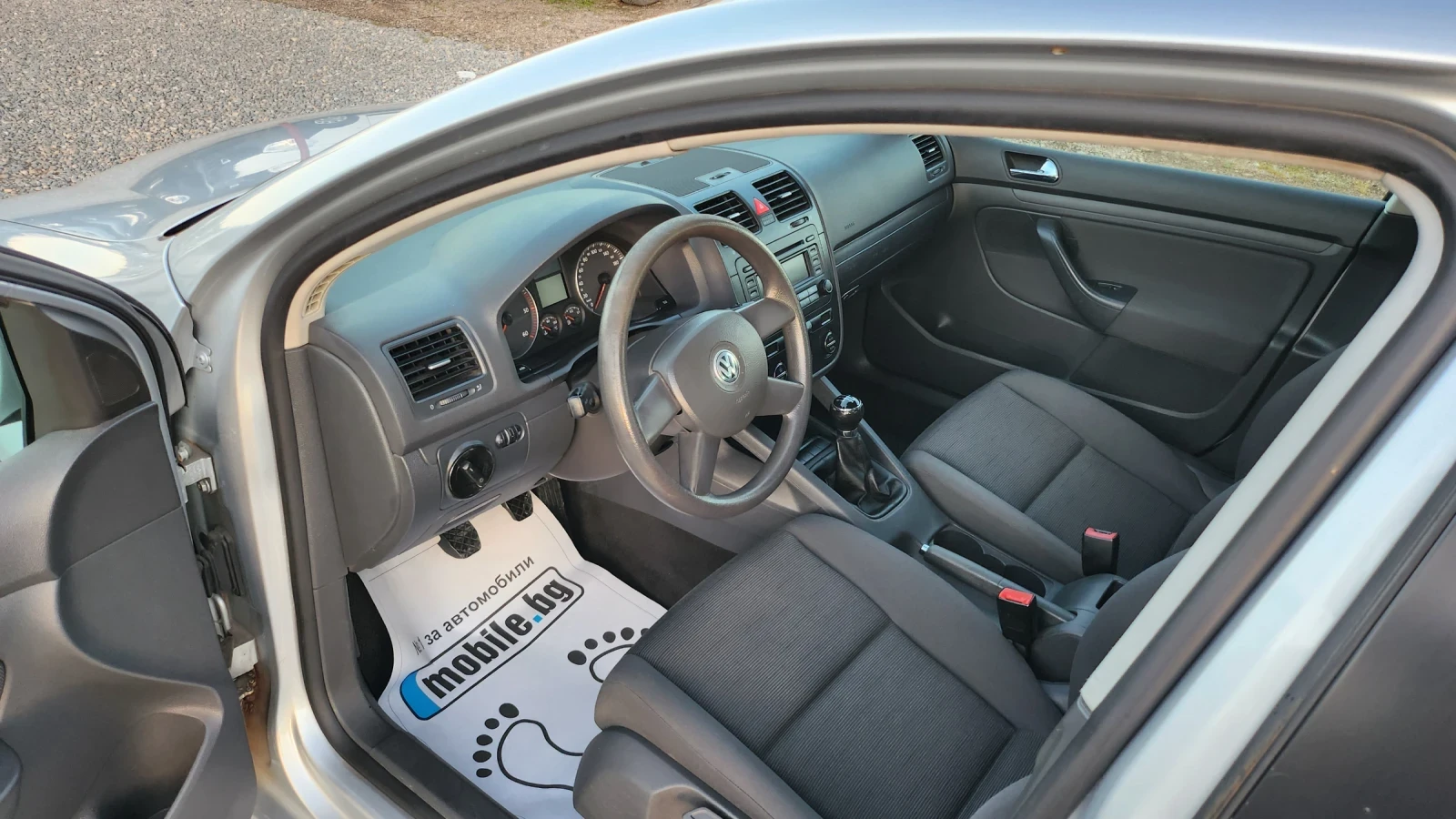 VW Golf 1.9 TDI 105 Коня, снимка 13 - Автомобили и джипове - 54936481