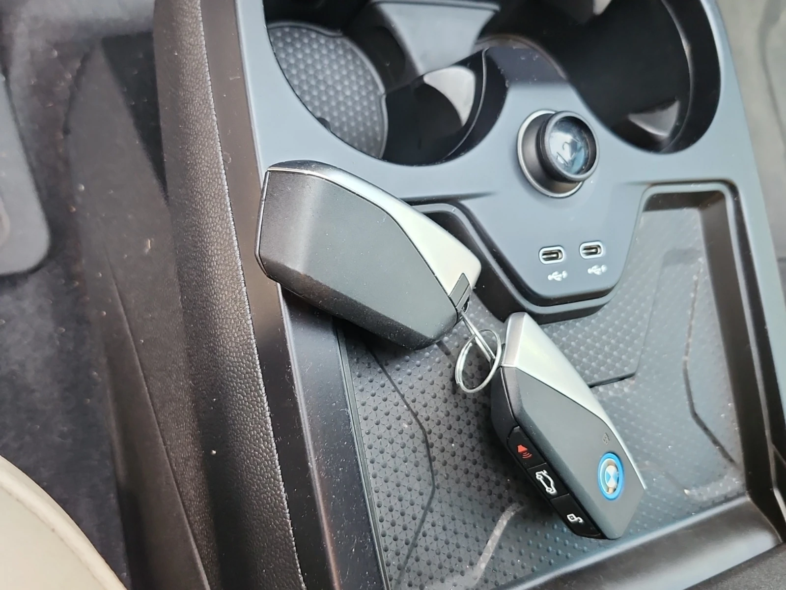 BMW iX AWD / Sky Lounge / Curved Display / , снимка 7 - Автомобили и джипове - 55369036