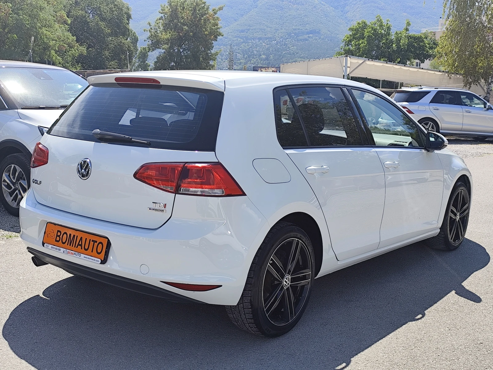 VW Golf 7* 1.6TDi* АВТОМАТИК* EURO5B* , снимка 4 - Автомобили и джипове - 55938694