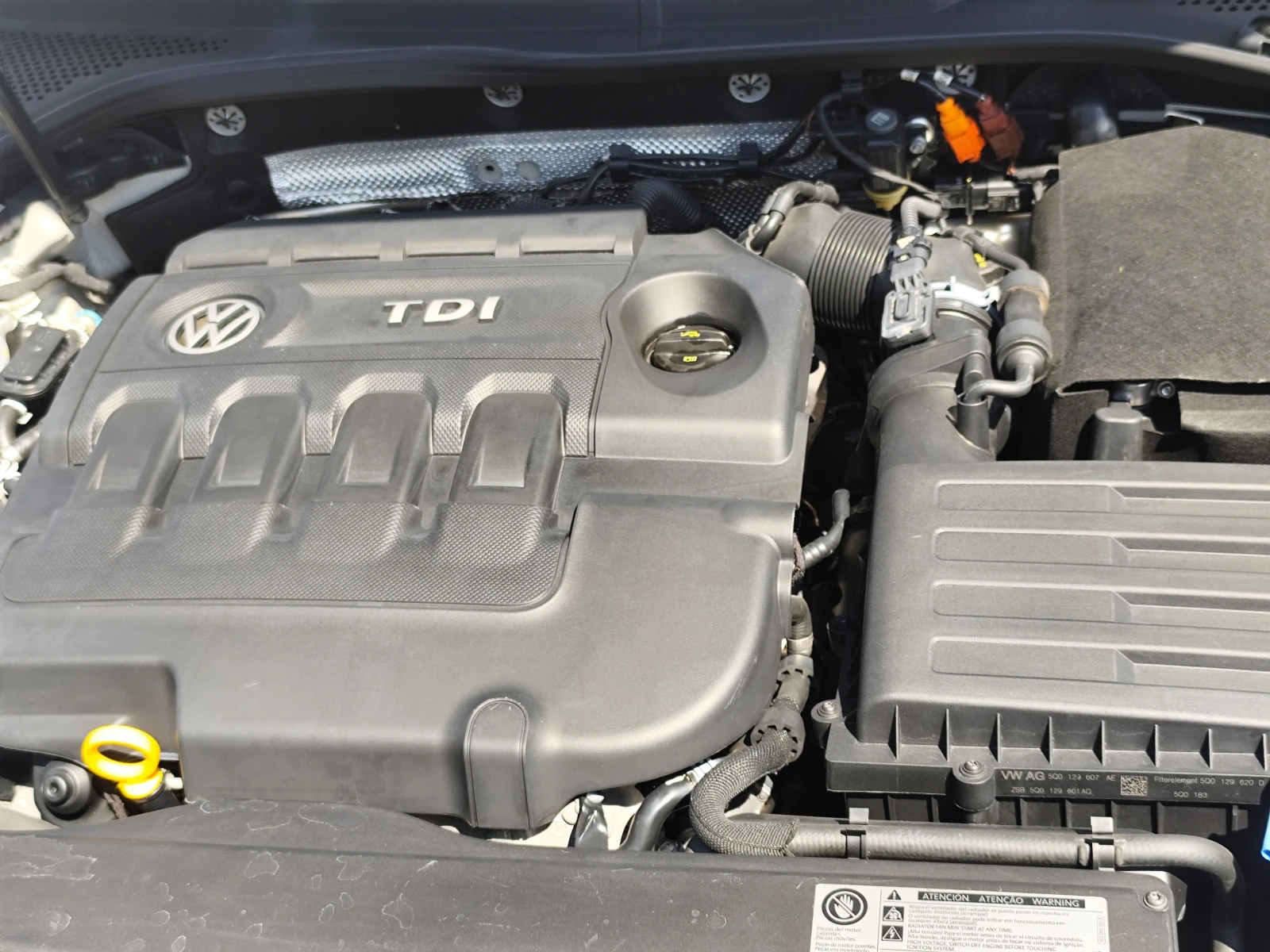 VW Golf 7* 1.6TDi* АВТОМАТИК* EURO5B* , снимка 16 - Автомобили и джипове - 55938694