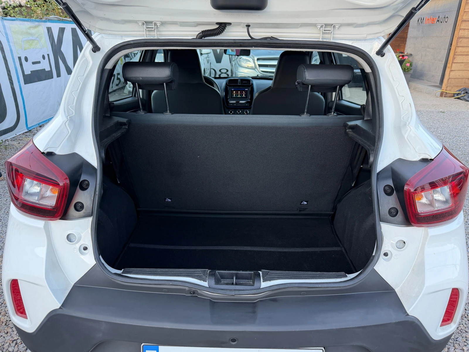 Dacia Spring 33kWh/Пробег 230км./23000км./NAVI/КОЖА/КАМЕРА, снимка 13 - Автомобили и джипове - 55954110