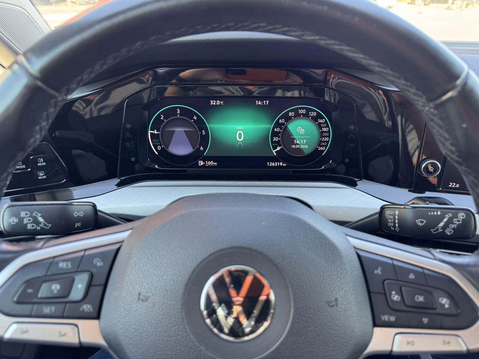 VW Golf LIFE/2.0TDI/116K.C/6МТ, снимка 12 - Автомобили и джипове - 56130558
