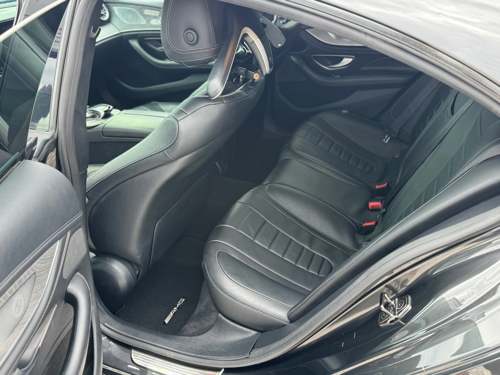 Mercedes-Benz CLS 300 Bi-Turbo| AMG Line| * ������* |  | Mobile.bg � ����������� 5