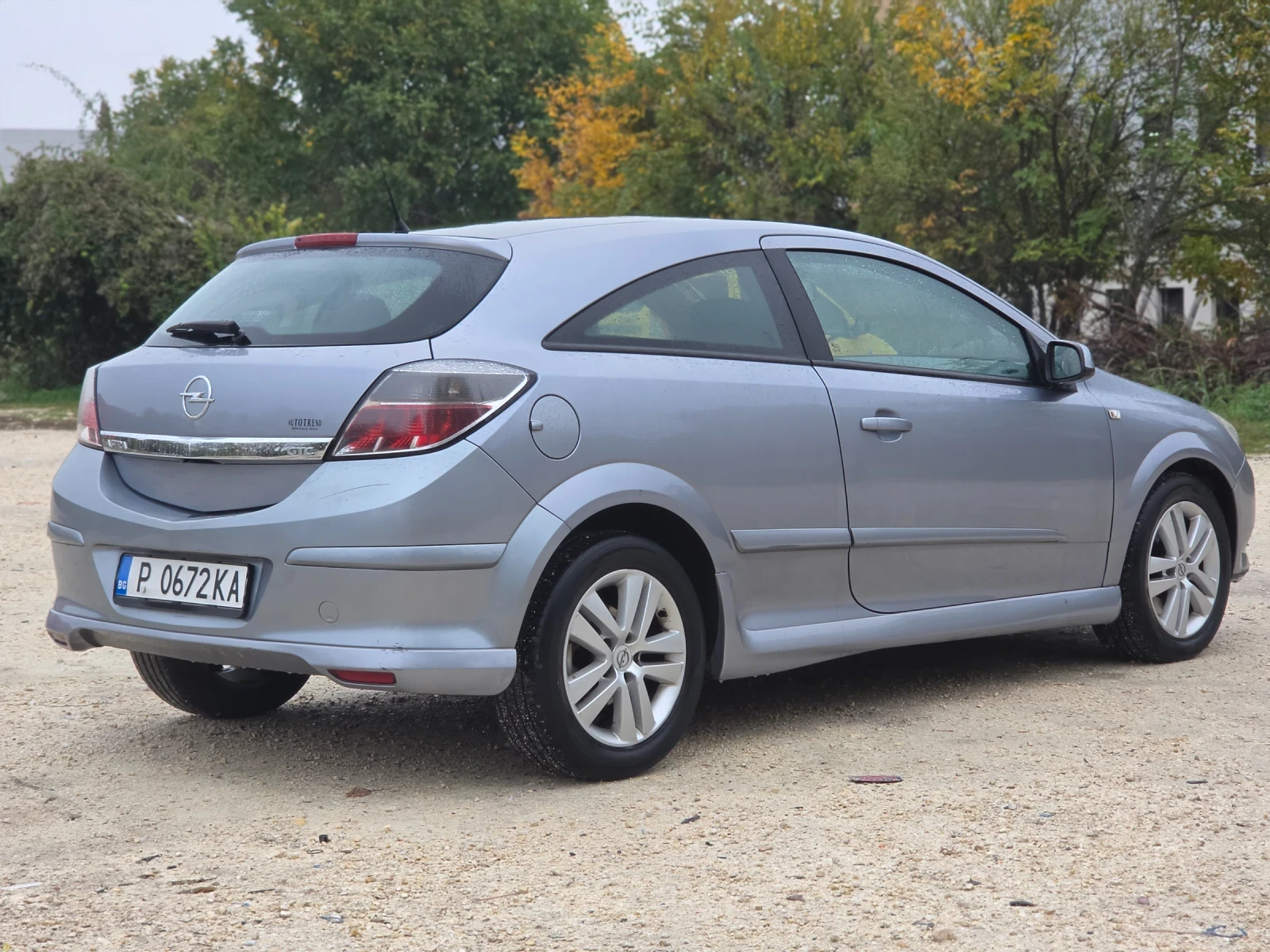 Opel Astra 1.7CDTi * РЕГИСТРИТАН * ОБСЛУЖЕН * , снимка 17 - Автомобили и джипове - 56683125