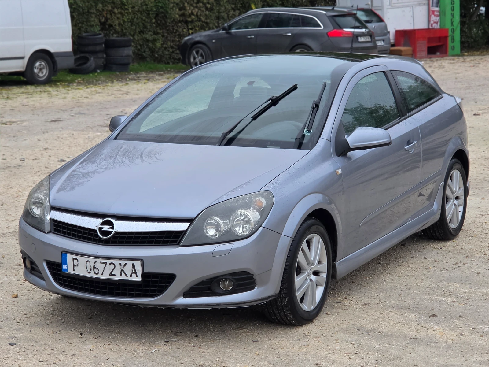 Opel Astra 1.7CDTi * РЕГИСТРИТАН * ОБСЛУЖЕН * , снимка 2 - Автомобили и джипове - 56683125
