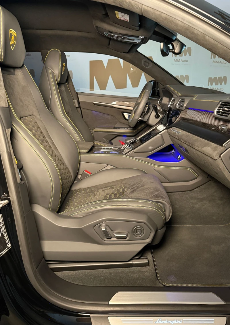 Lamborghini Urus S* Bang&Olufsen* Carbon* Pano* HuD, снимка 9 - Автомобили и джипове - 51922393