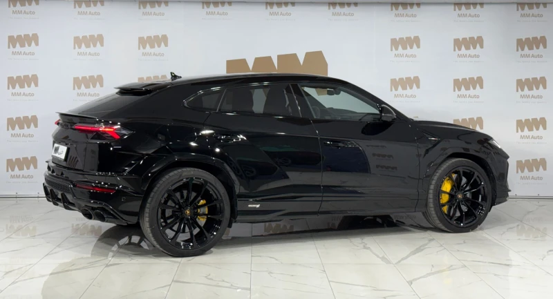 Lamborghini Urus S* Bang&Olufsen* Carbon* Pano* HuD, снимка 2 - Автомобили и джипове - 51922393