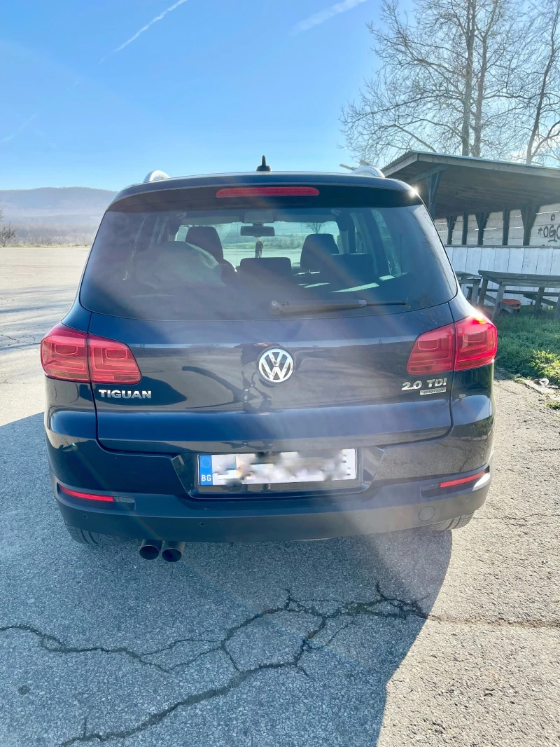 VW Tiguan 2.0 TDI DSG, снимка 2 - Автомобили и джипове - 52927115