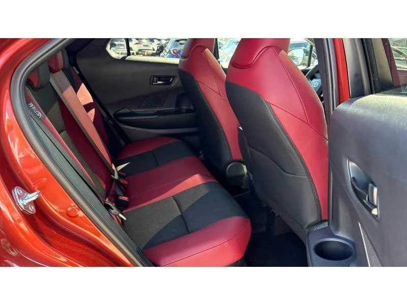 Toyota C-HR 2.0HEV HERO E-CVT AWD MY26, снимка 7 - Автомобили и джипове - 55748677