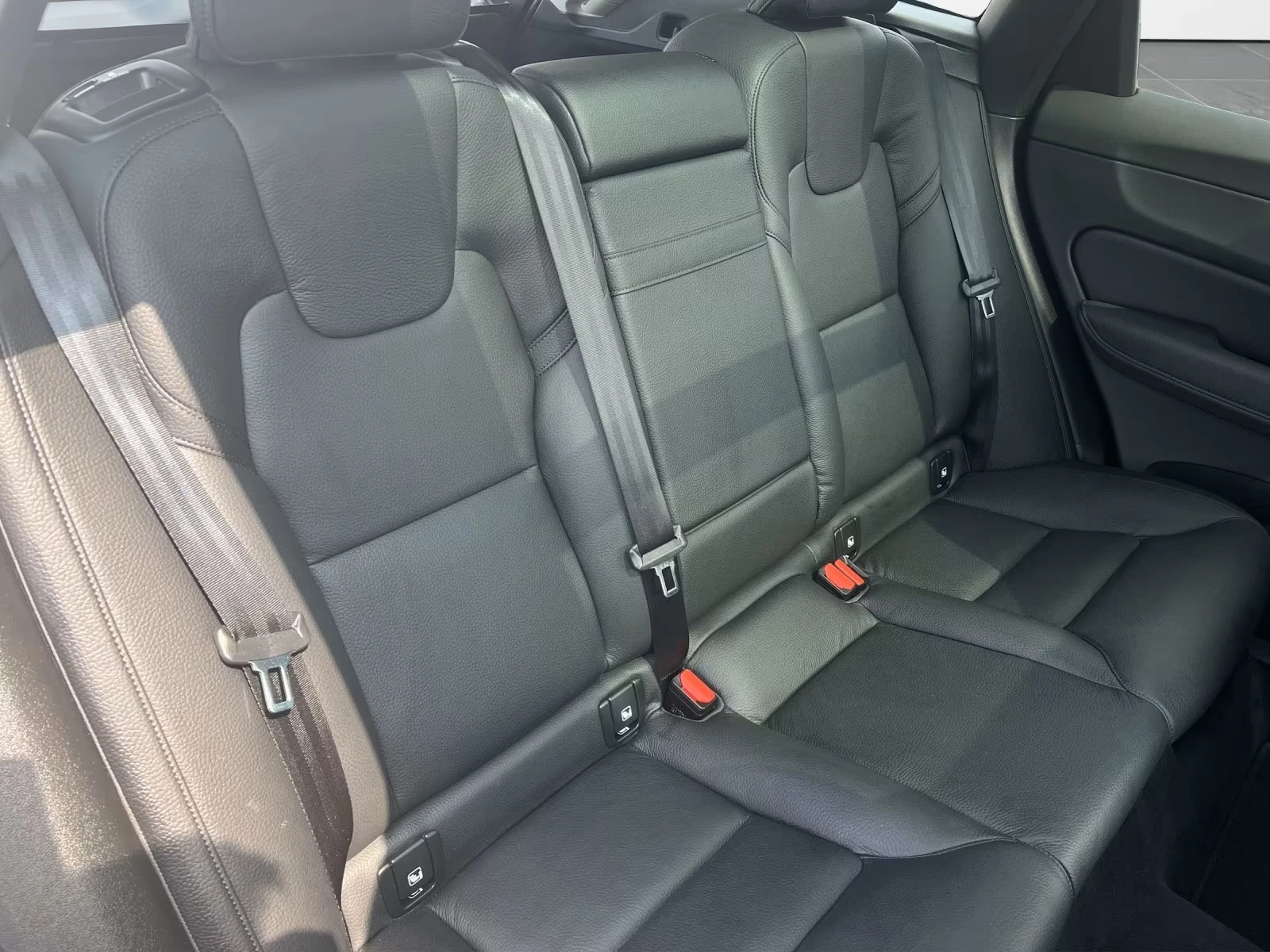 Volvo XC60 B4 D AWD Inscription FULL MAX  | Mobile.bg   14