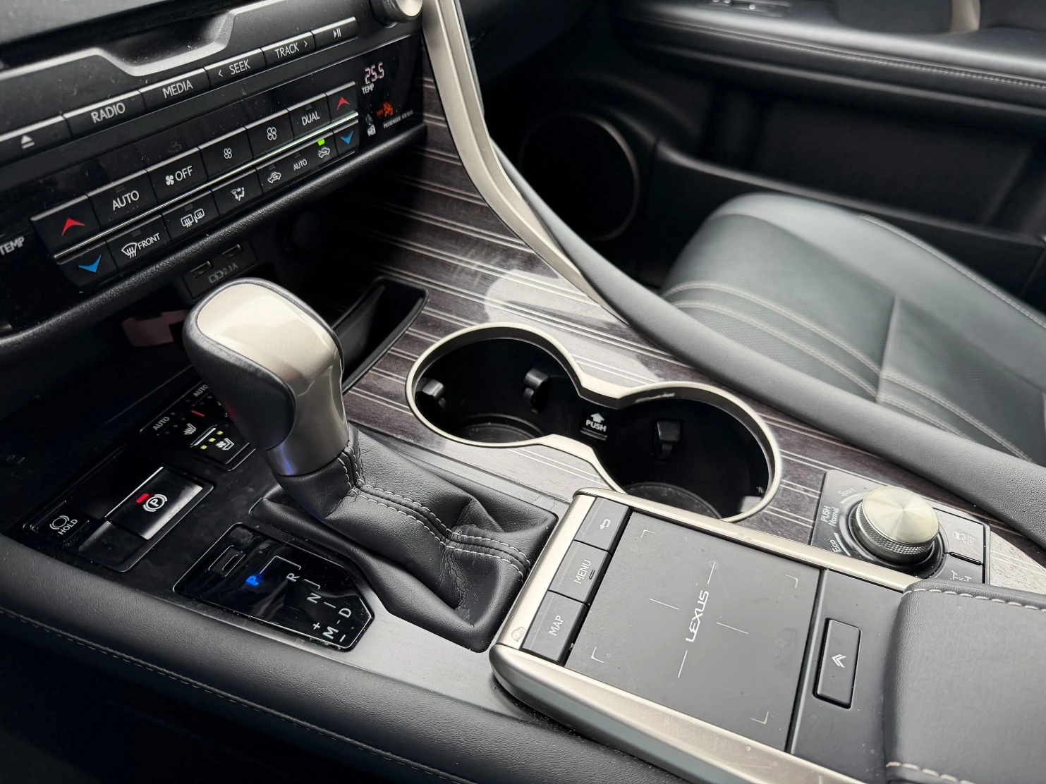 Lexus RX 350 * * CARFAX * *   * *  | Mobile.bg   9