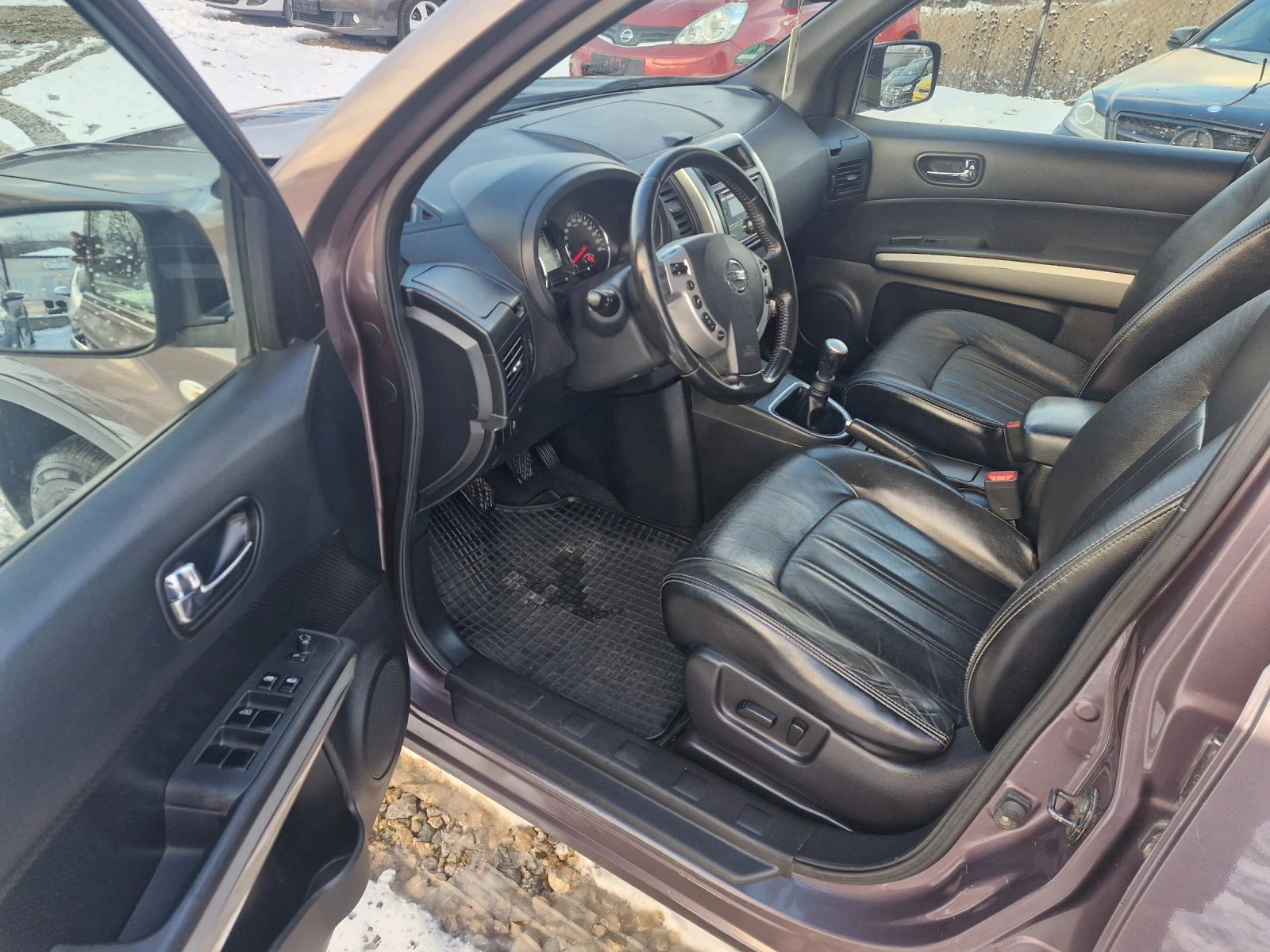 Nissan X-trail 2, 0* 150* AC* XENON* ����* PANO* FACE* CAM  | Mobile.bg � ����������� 9