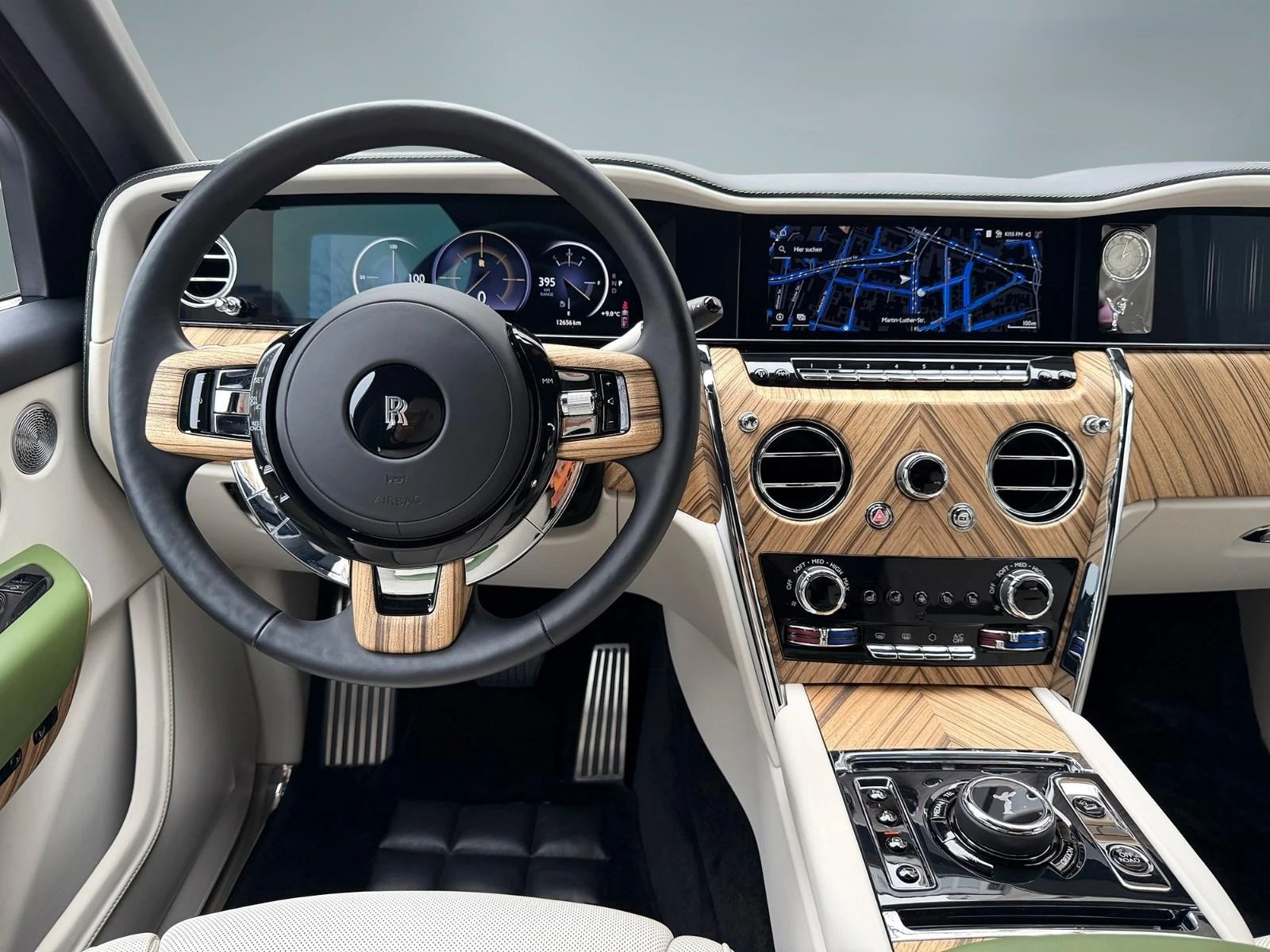 Rolls-Royce Cullinan SERIES II/FACELIFT/4-SEATS/SHOOTING STAR/BESPOKE/, снимка 7 - Автомобили и джипове - 53732605