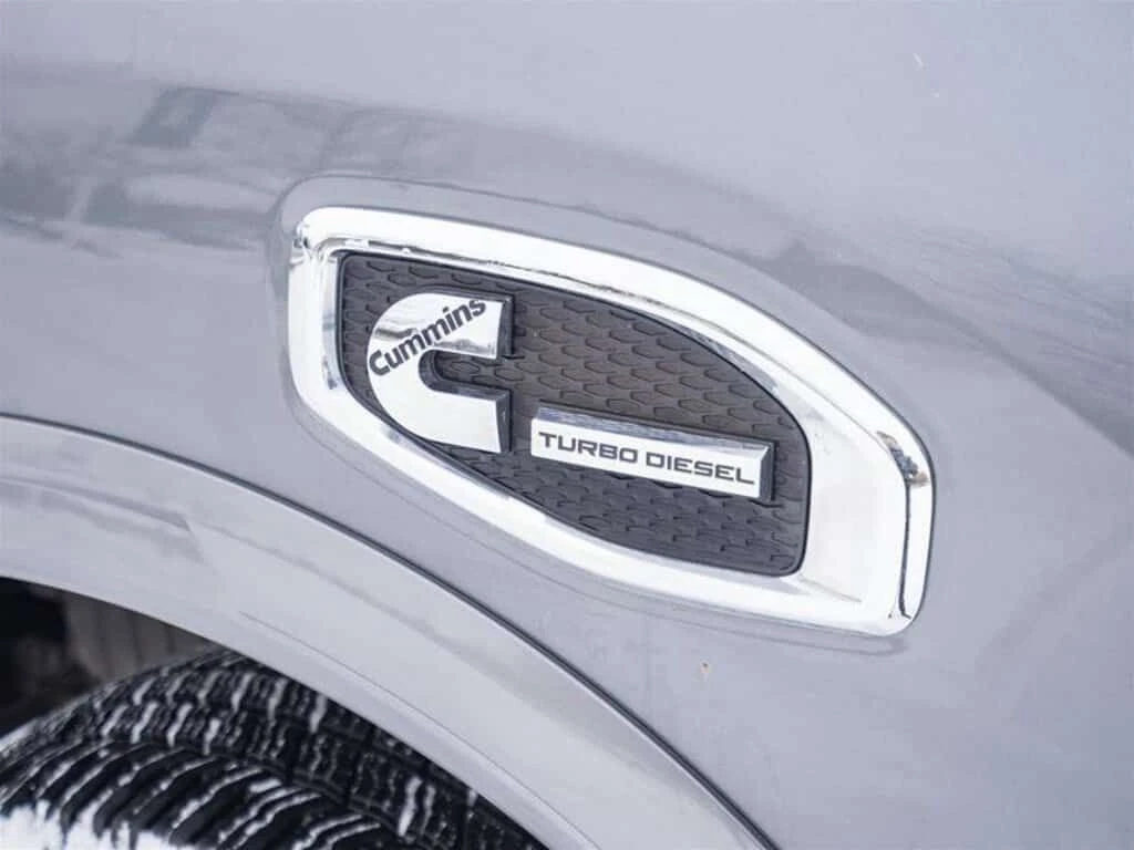 Nissan Titan crew cab * XD PRO 4X 4x4 Diesel Navigation Bac * CARFAX * Ц, снимка 10 - Автомобили и джипове - 53736061