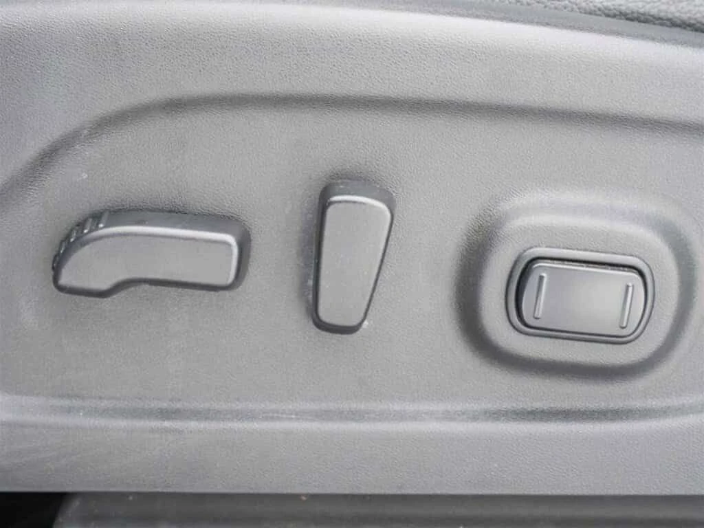 Nissan Titan crew cab * XD PRO 4X 4x4 Diesel Navigation Bac * CARFAX * Ц, снимка 7 - Автомобили и джипове - 53736061