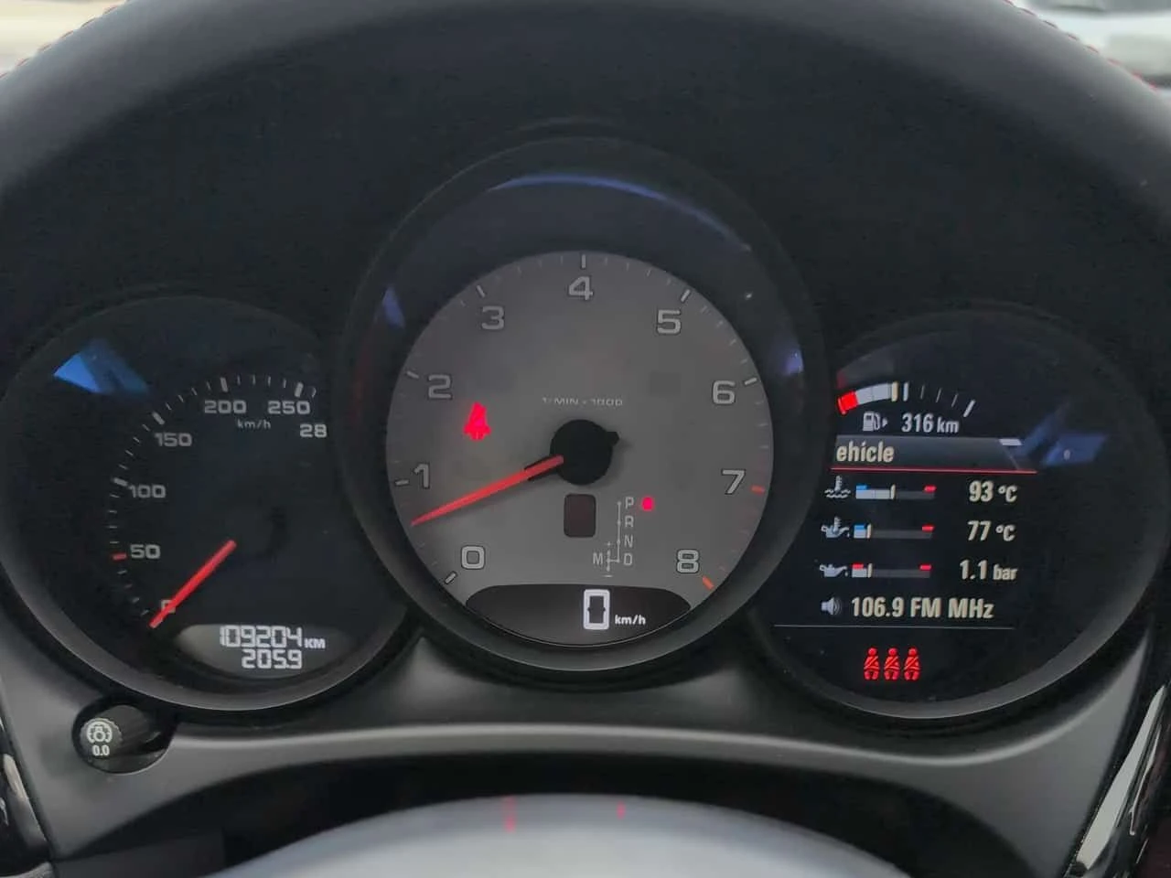 Porsche Macan S  CARFAX, снимка 8 - Автомобили и джипове - 53845603