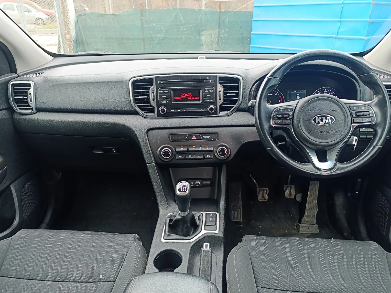 Kia Sportage 1.7 crdi , снимка 9 - Автомобили и джипове - 53921153