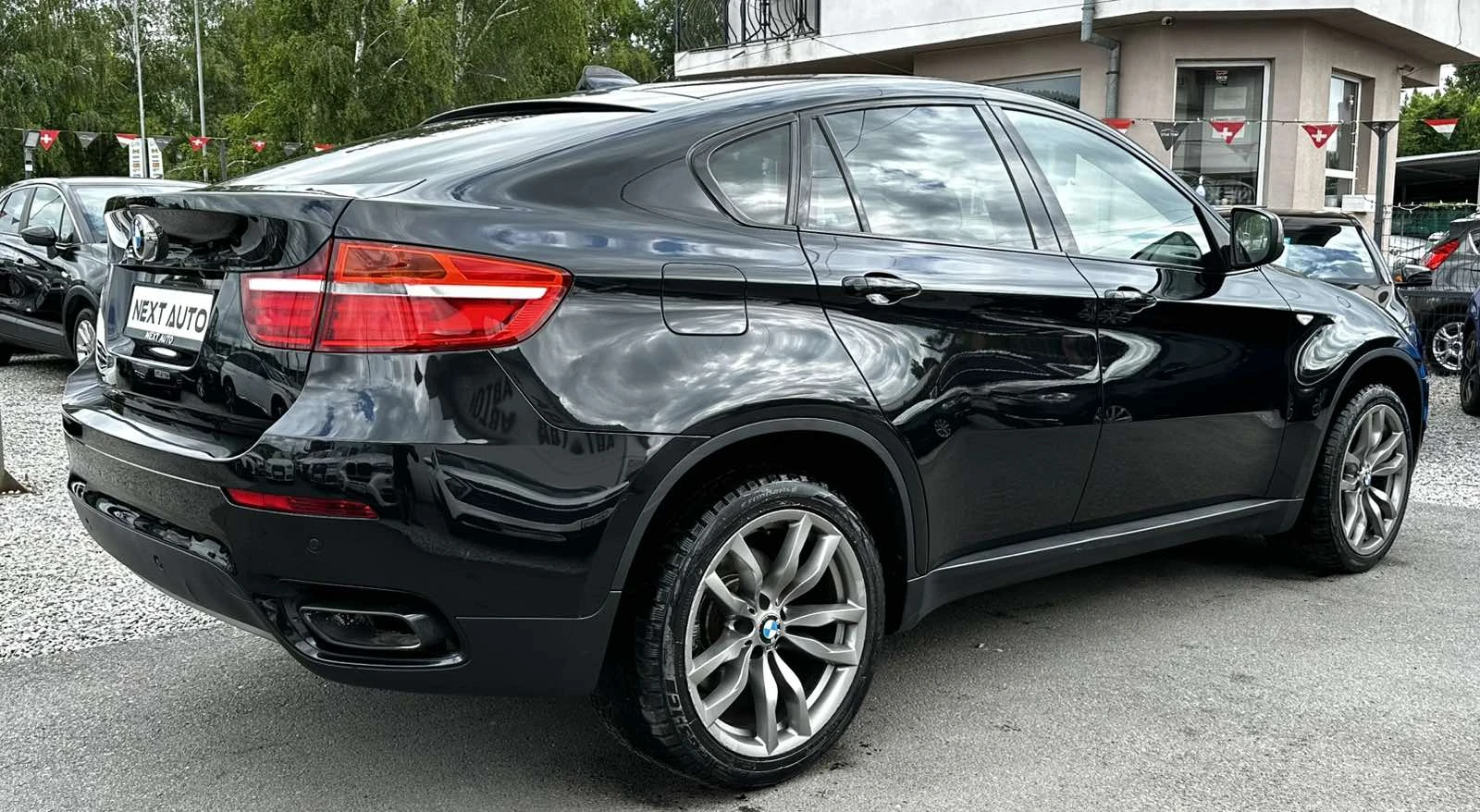 BMW X6 M 50D 381HP DISTRONIC SOFT CLOSE 270'CAM EU5B, снимка 5 - Автомобили и джипове - 54886260