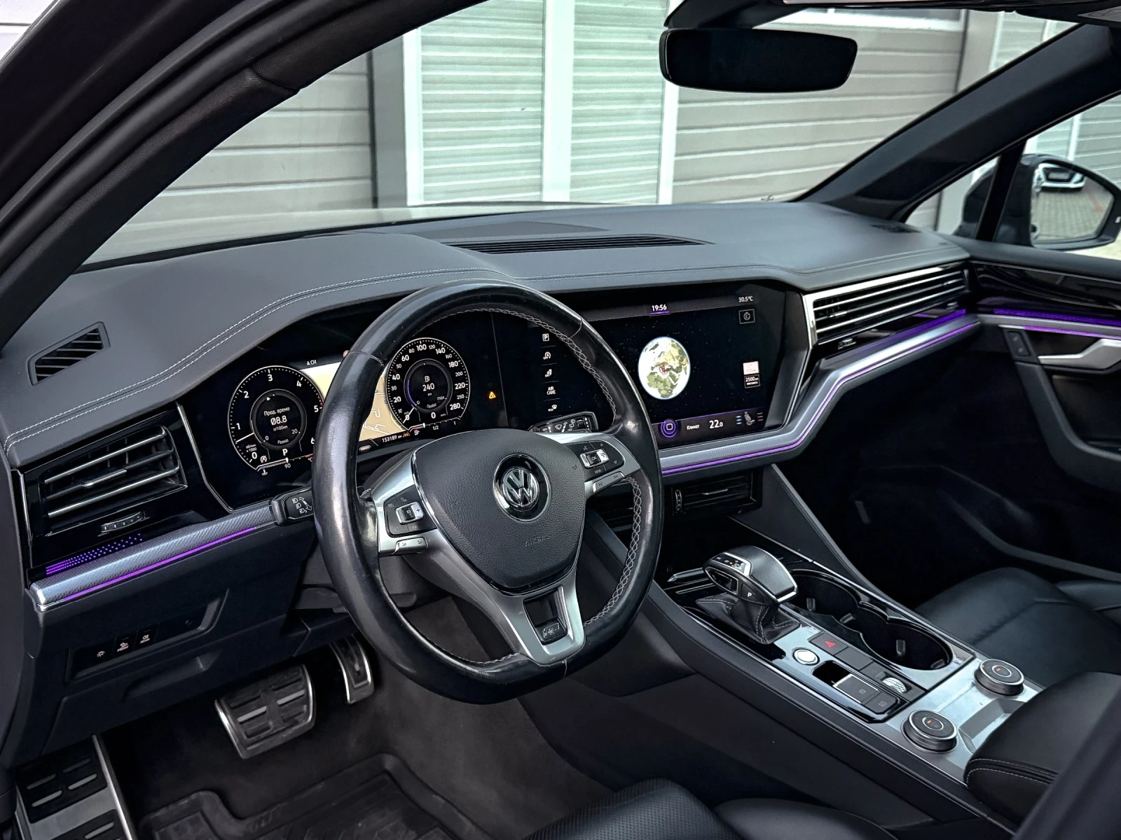 VW Touareg 3.0TDI* R-LINE* FULL-OPTION* ������ | Mobile.bg � ����������� 7
