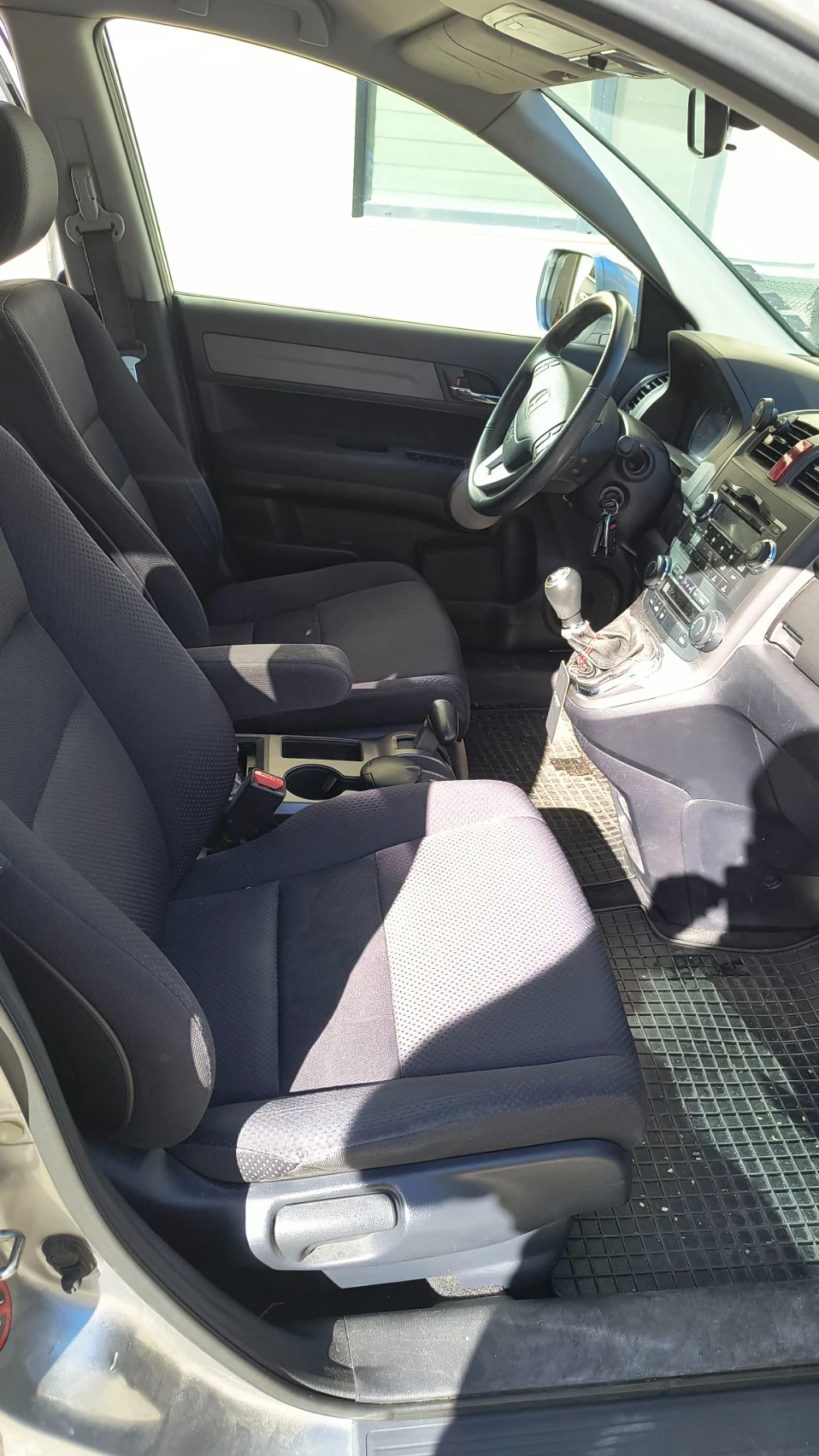 Honda Cr-v 2.2 CTDI, снимка 9 - Автомобили и джипове - 56441098