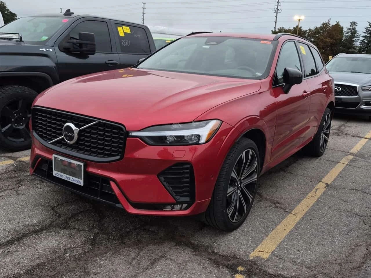 Volvo XC60 R DESIGN  CARFAX