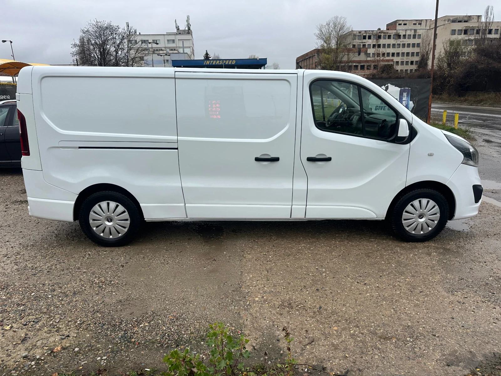 Opel Vivaro 1.6 CDTI Bi Turbo L2H1  Navi | Mobile.bg   7