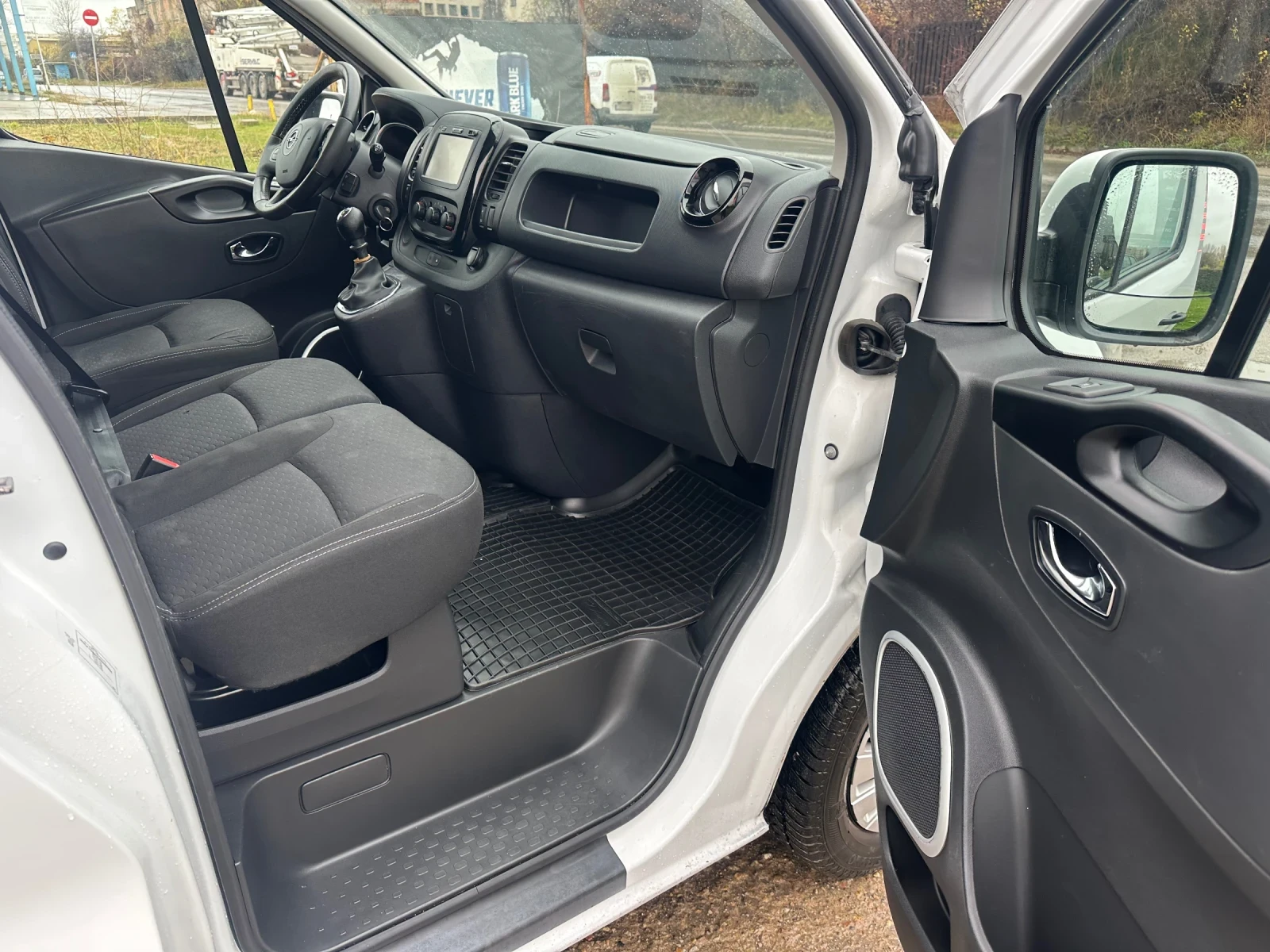 Opel Vivaro 1.6 CDTI Bi Turbo L2H1  Navi | Mobile.bg   15