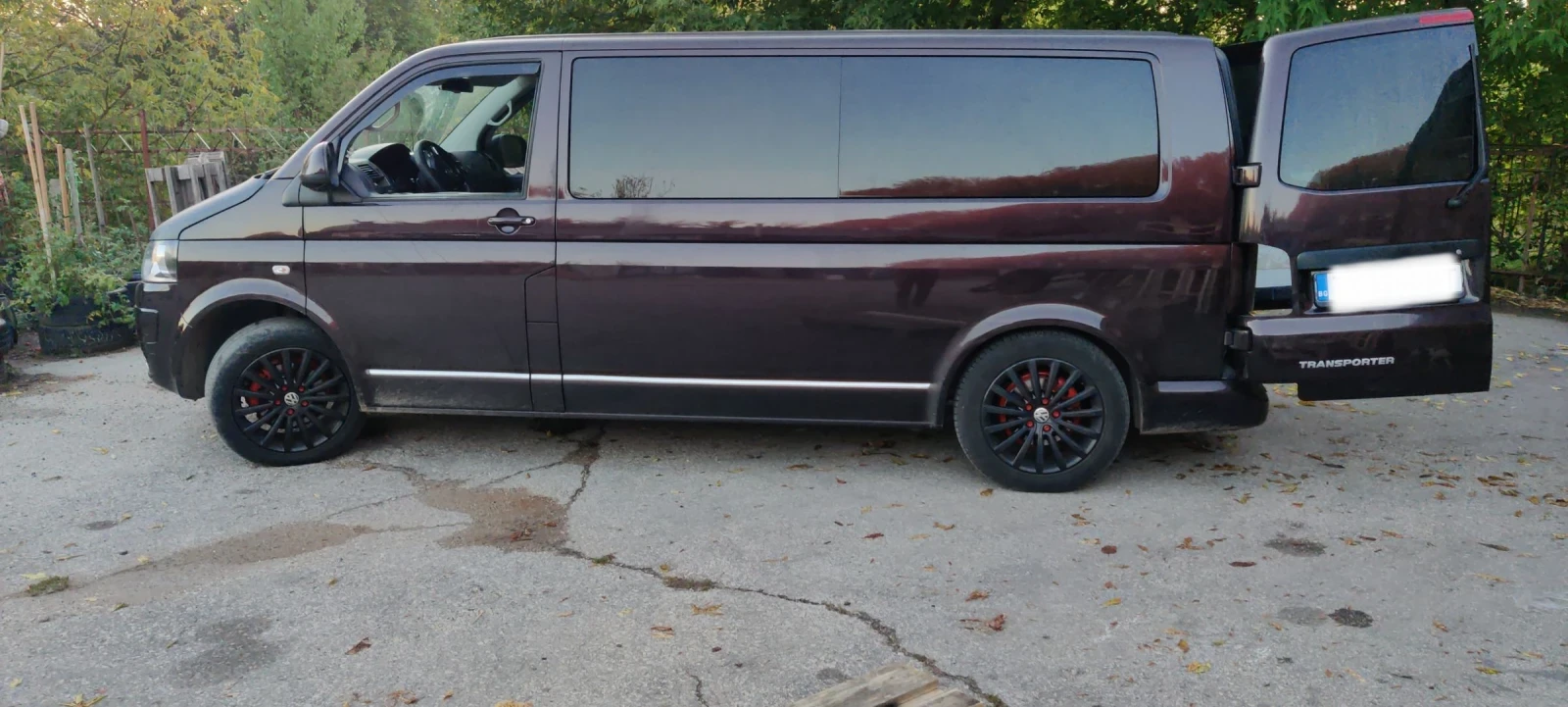 VW Transporter HiGHLINE, снимка 4 - Бусове и автобуси - 53728325