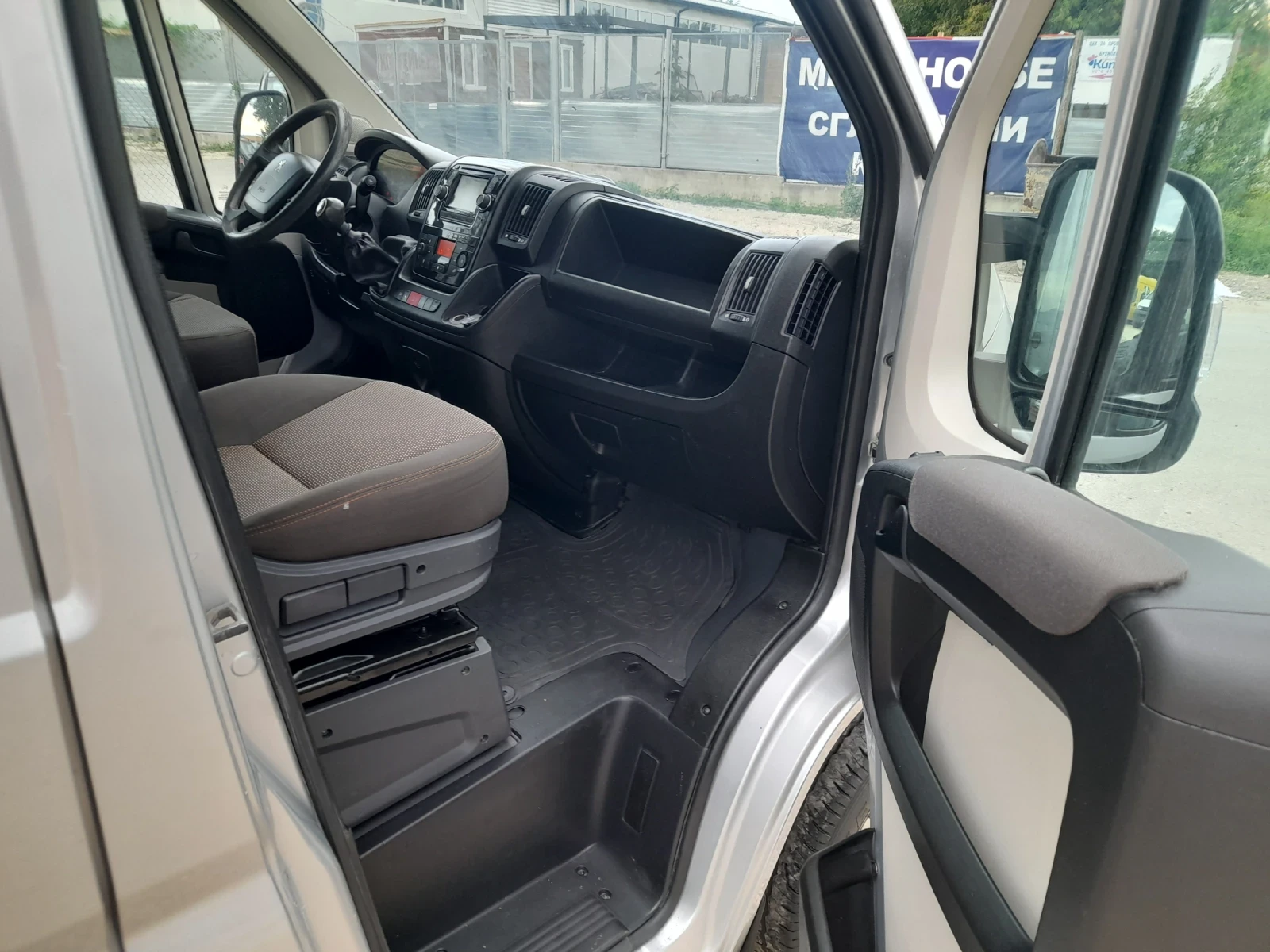 Peugeot Boxer FACELIFT 6ск., снимка 8 - Бусове и автобуси - 55216140