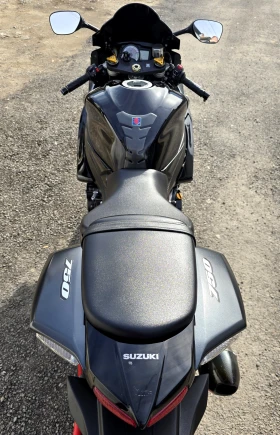 Suzuki Gsxr K9 750i НОВ ВНОС!!!, снимка 10