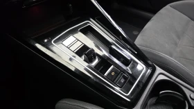 VW Golf 2.0 TDI* HUD* BLIND SPOT* МАСАЖ* ПОДГРЕВ ВОЛАН* КР, снимка 9