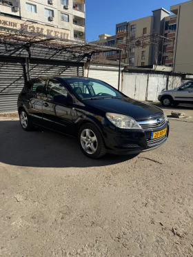 Opel Astra 1.8 140ксАвтоматик ПЕРФЕКТЕН БЕЗ ЗАБЕЛЕЖКИ , снимка 3