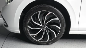 VW Golf 2.0 TDI* HUD* BLIND SPOT* �����* ������� �����* �� | Mobile.bg � ����� ������ 5