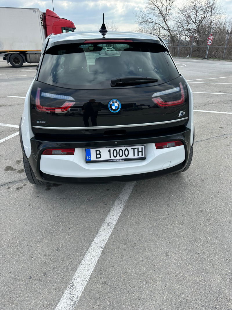 BMW i3 120Ah/Термопомпа/Голяма Навигация/Камера/Led/, снимка 4 - Автомобили и джипове - 45770351