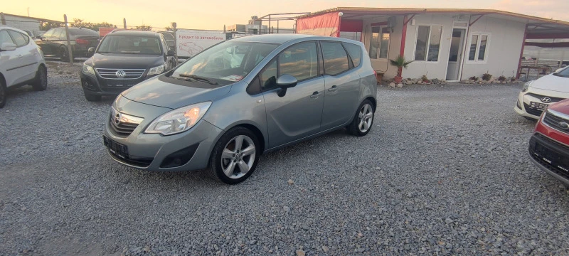 Opel Meriva 1.4i 16v , снимка 1 - Автомобили и джипове - 46748500