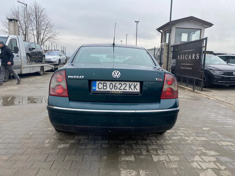 VW Passat 1.9D, снимка 4 - Автомобили и джипове - 48306427