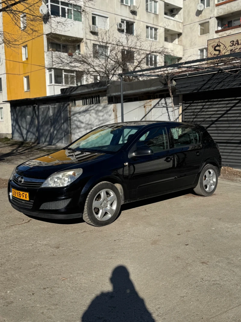 Opel Astra 1.8 140ксАвтоматик ПЕРФЕКТЕН БЕЗ ЗАБЕЛЕЖКИ , снимка 2 - Автомобили и джипове - 48875748